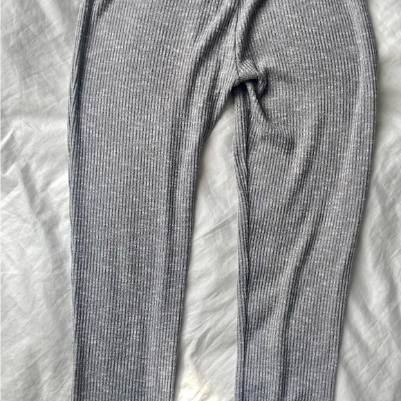 GYMSHARK lounge leggings in grey - Picture 4 of 7